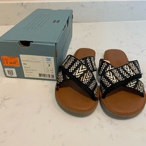 Toms Women’s Geometric Woven Sandals